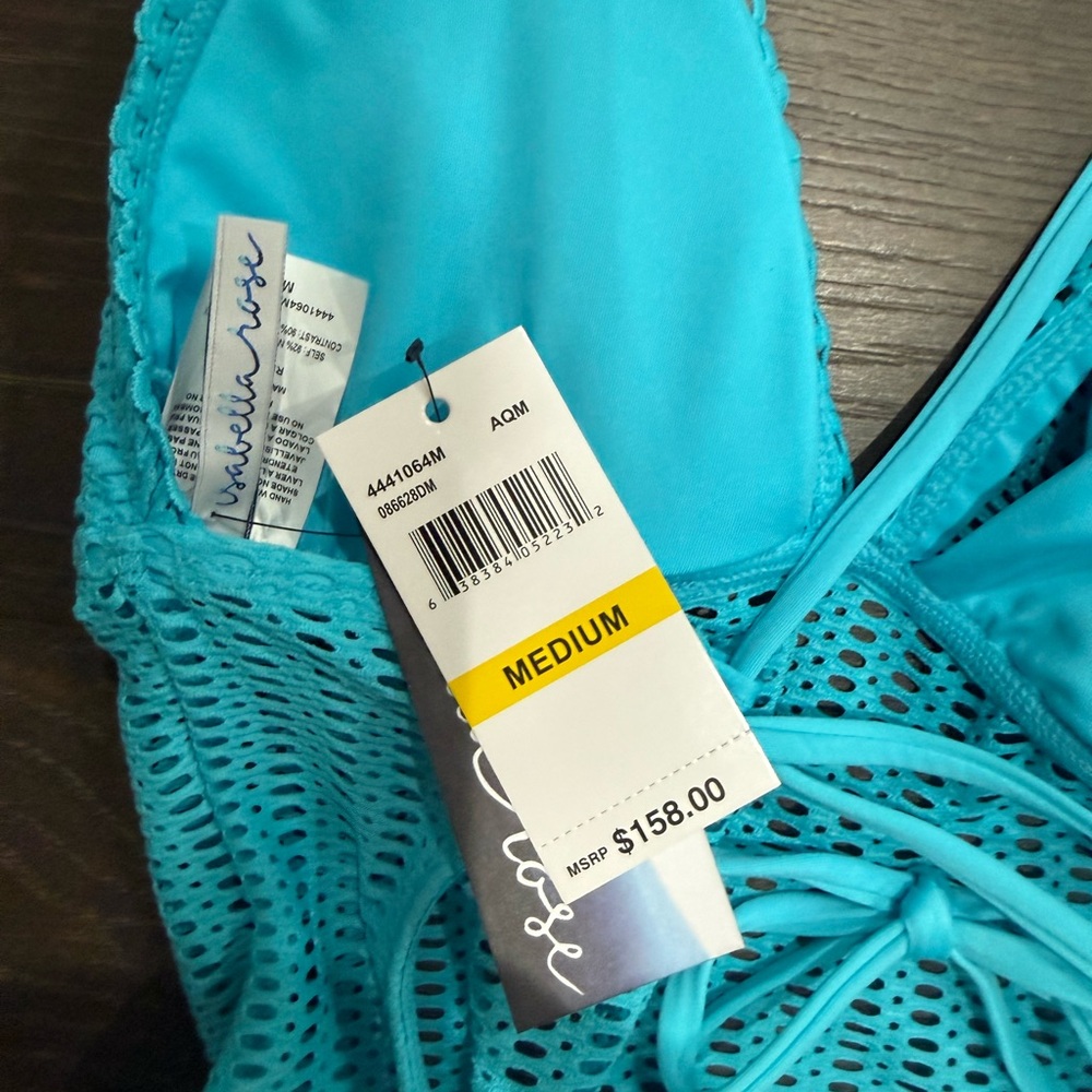ISABELLA ROSE
V-Neck Crochet One-Piece Swimsuit - Women Swim NWT - Picture 5 of 5
